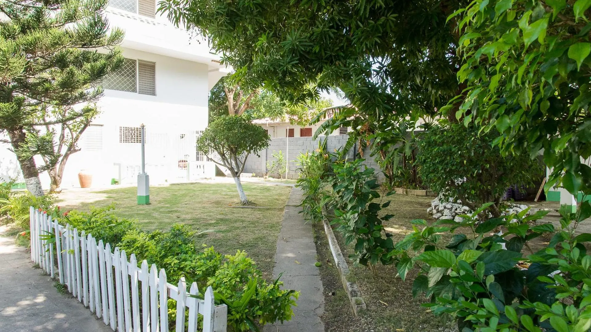 Villa Donna Inn Montego Bay Bed & Breakfast