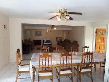 Villa Donna Inn Montego Bay Bed & Breakfast