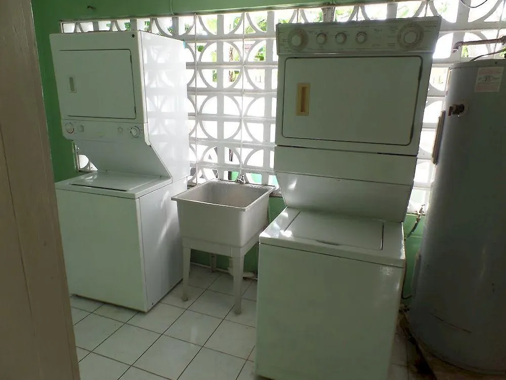 Bed & Breakfast Villa Donna Inn Montego Bay