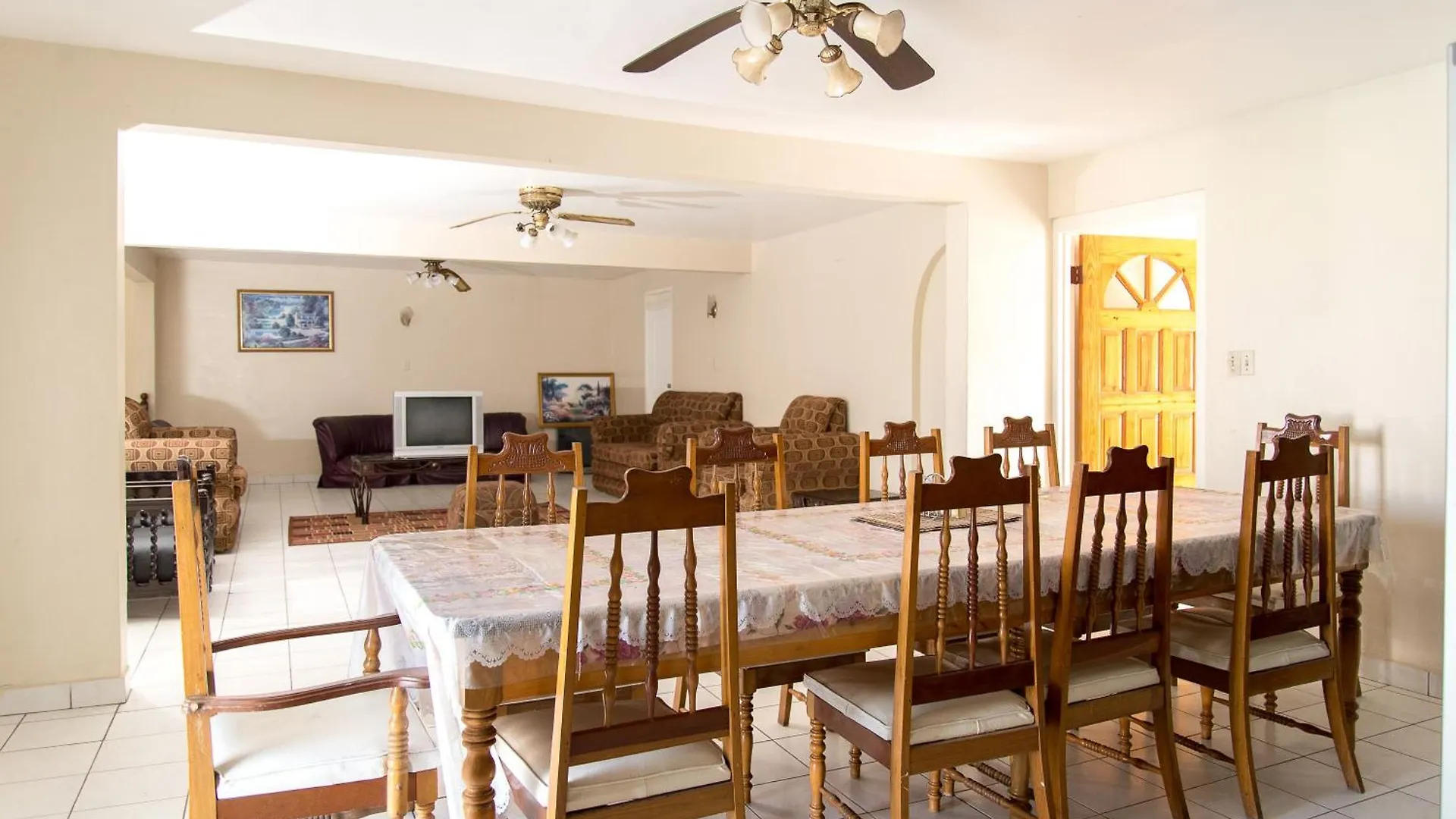 ** Bed & Breakfast Villa Donna Inn Montego Bay Jamaica